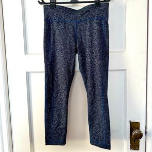 Under Armour Cropped Leggings